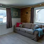 Norwegian House Maria Stua Mefjordvær